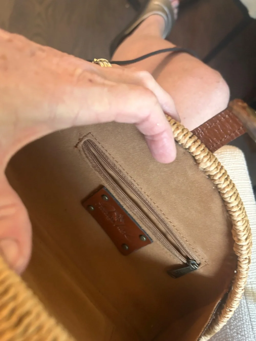 Beautiful Boho Patricia Nash Woven Crossbody Purse With Rattan Design & Leather - Picture 4 of 10